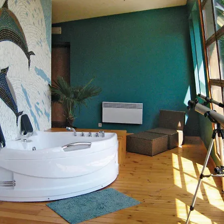 Holiday home Holiday With Hot Tub Iii Spa